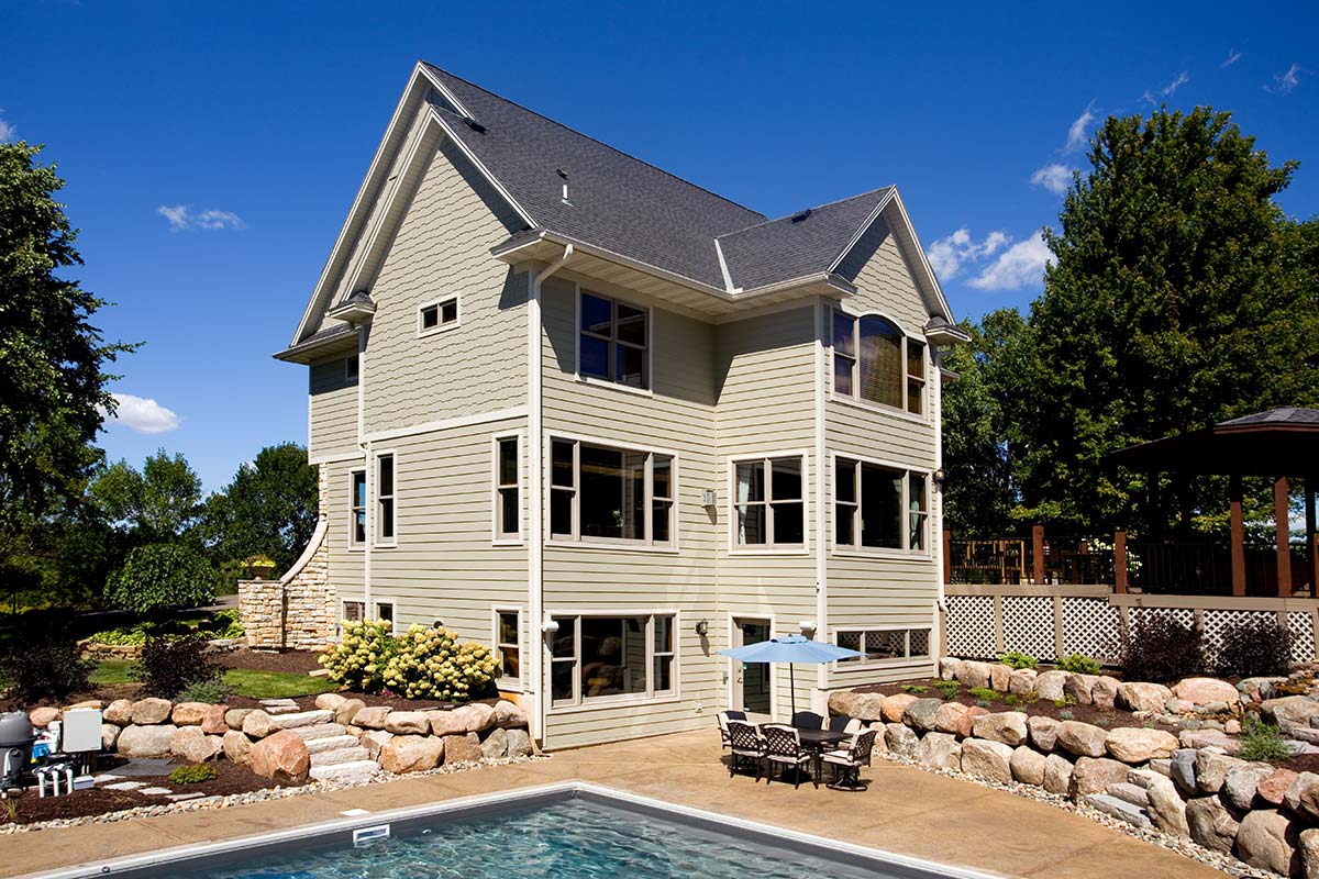 Exterior Design James Hardie HZ5 HardiePlank Cedarmill Lap Siding Monterey Taupe, James Hardie HZ5 HardieShingle Staggered Siding Monterey Taupe, James Hardie HZ5 HardieTrim Smooth Batten Board Monterey Taupe, HardieTrim Cobblestone
