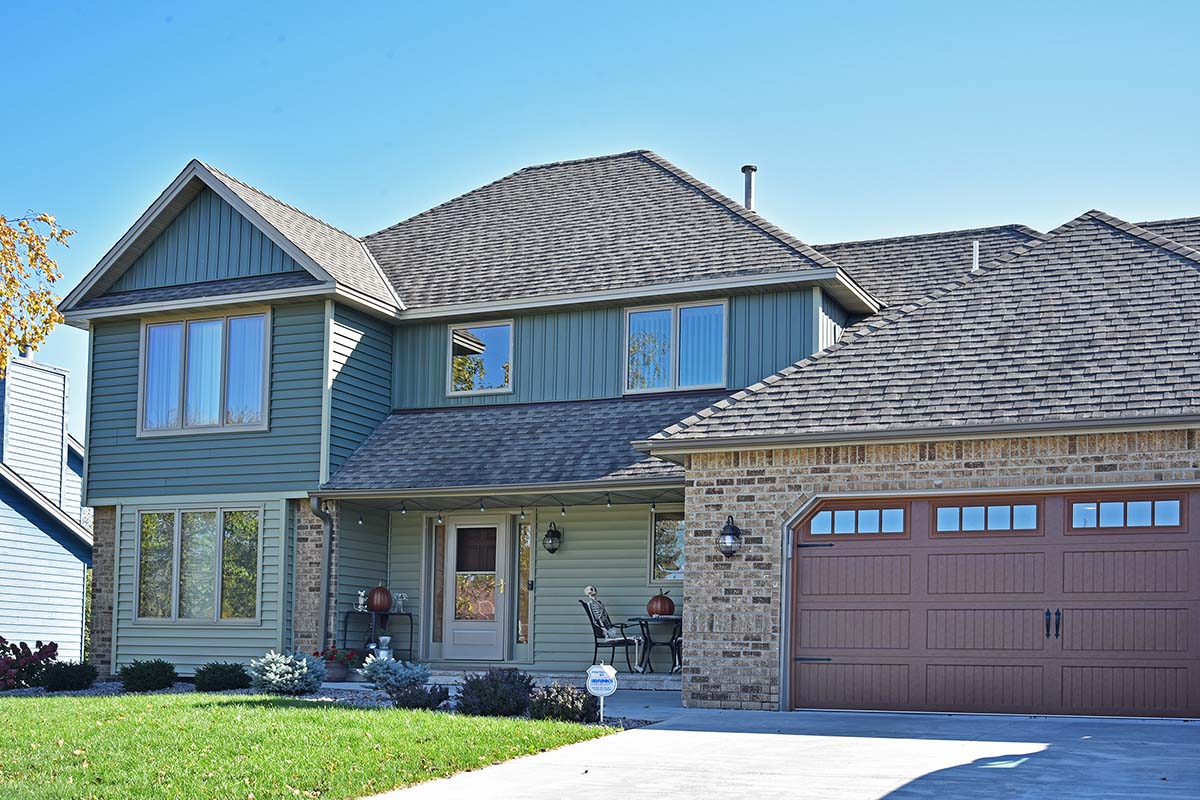 CertainTeed Restoration Classic Vinyl Siding Cypress, CertainTeed Restoration Classic Vinyl Siding Spruce, CertainTeed Board and Batten Vinyl Siding Spruce CertainTeed Restoration Classic Vinyl Siding Cypress, CertainTeed Restoration Classic Vinyl Siding Spruce, CertainTeed Board and Batten Vinyl Siding Spruce